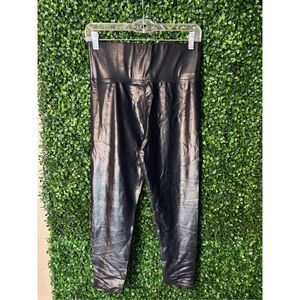 Carbon 38 Black High Rise 25” Takara Shine Legging Size Medium NWOT